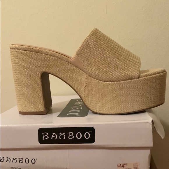 BAMBOO Cream Platform Sandals with Chunky Heel - Picture 3 of 6
